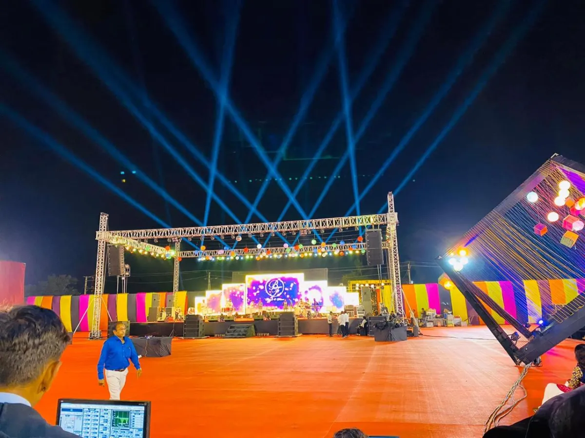 Light Truss with LED WALL